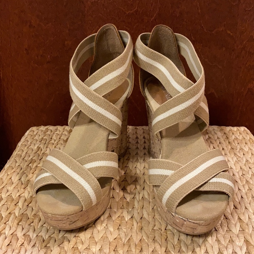 Platform Cross Strap Sandals